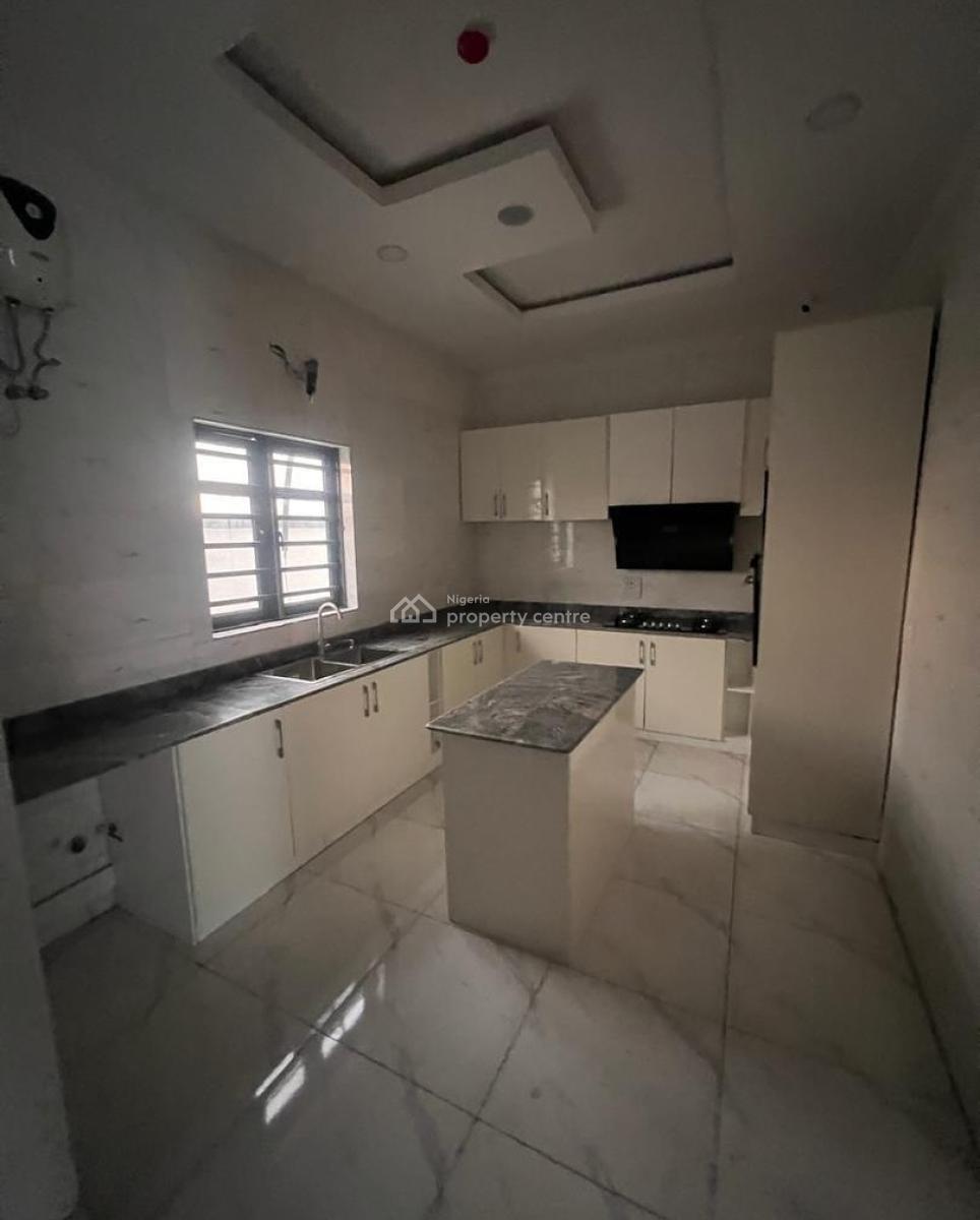 4 Bedroom Semi Detached, Ajah, Lagos, Semi-detached Duplex for Sale