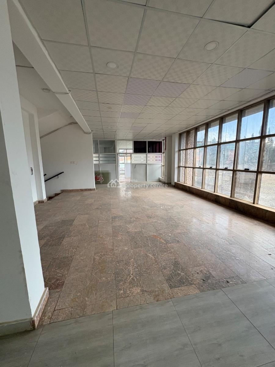 Fully Demarcated 34 Units Office Complex, Wuye, Abuja, Plaza / Complex / Mall for Sale