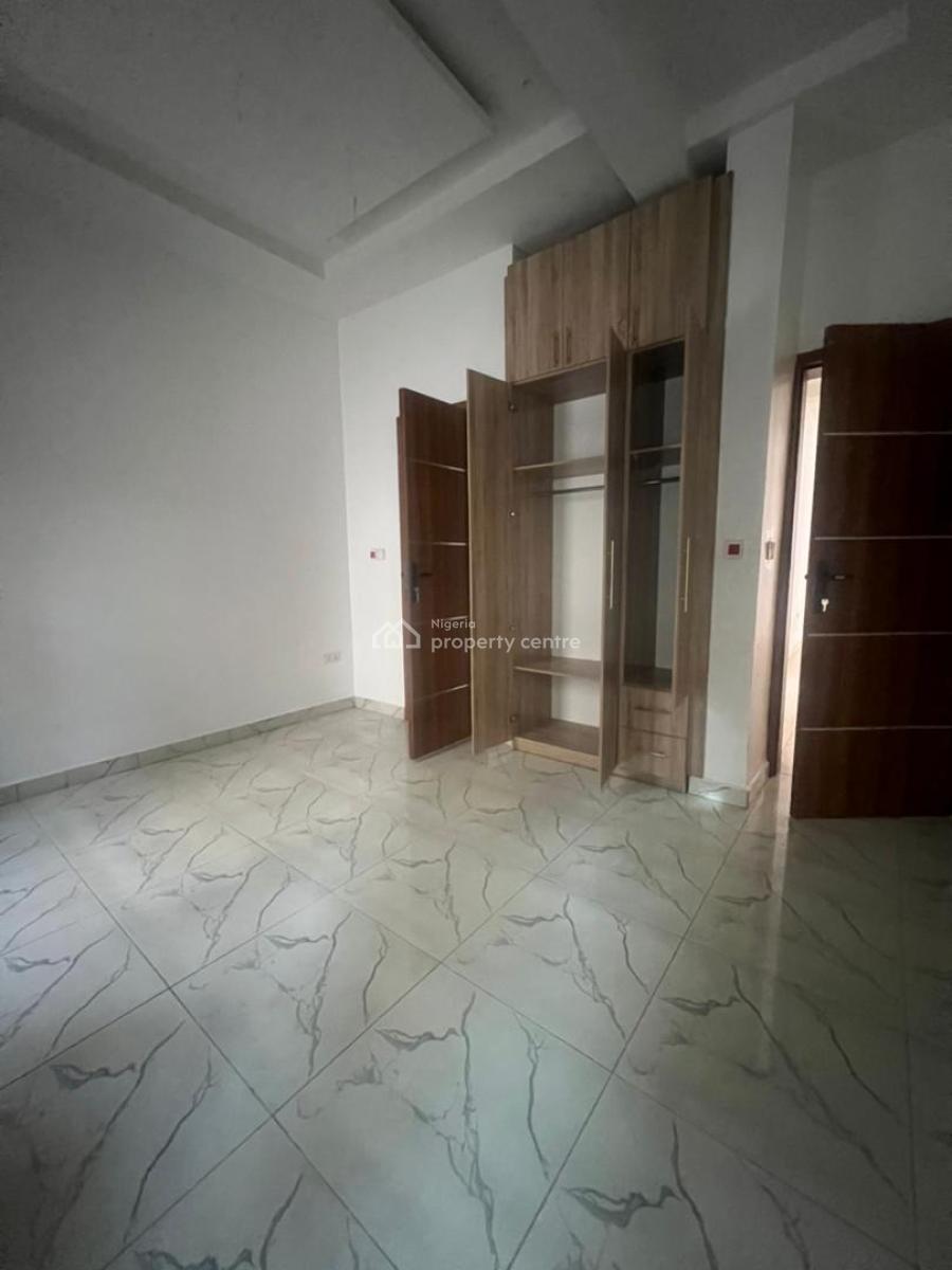 Opulent  2 Bedroom Apartment in a Secure Estate, Ilasan, Ikate, Lekki, Lagos, Flat / Apartment for Rent
