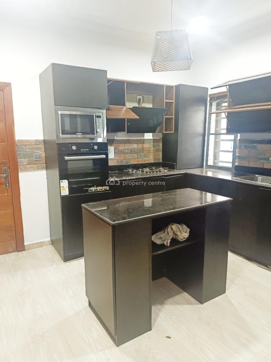 a Well Maintained Spacious 5 Bedroom Fully Detached Duplex with Bq, Gra Phase 2, Magodo, Lagos, House for Rent
