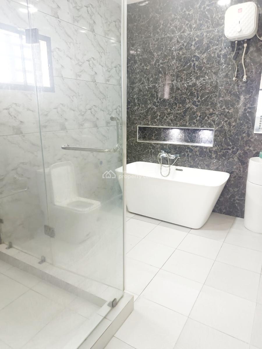 a Well Maintained Spacious 5 Bedroom Fully Detached Duplex with Bq, Gra Phase 2, Magodo, Lagos, House for Rent