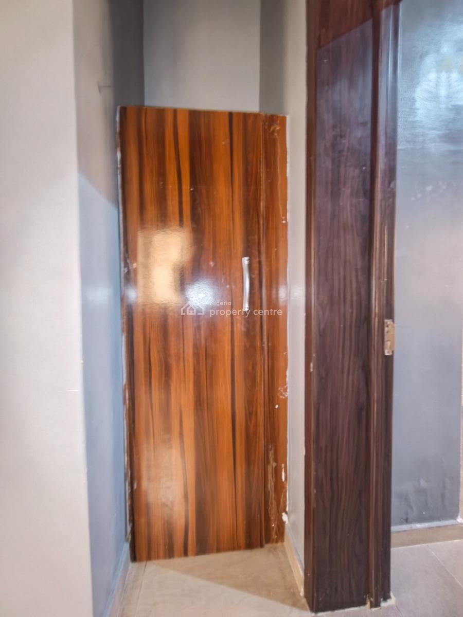 Smart Conducive Mini Flat (room and Parlor) Apartment., Abraham Adesanya, Ajah, Lagos, Mini Flat (room and Parlour) for Rent