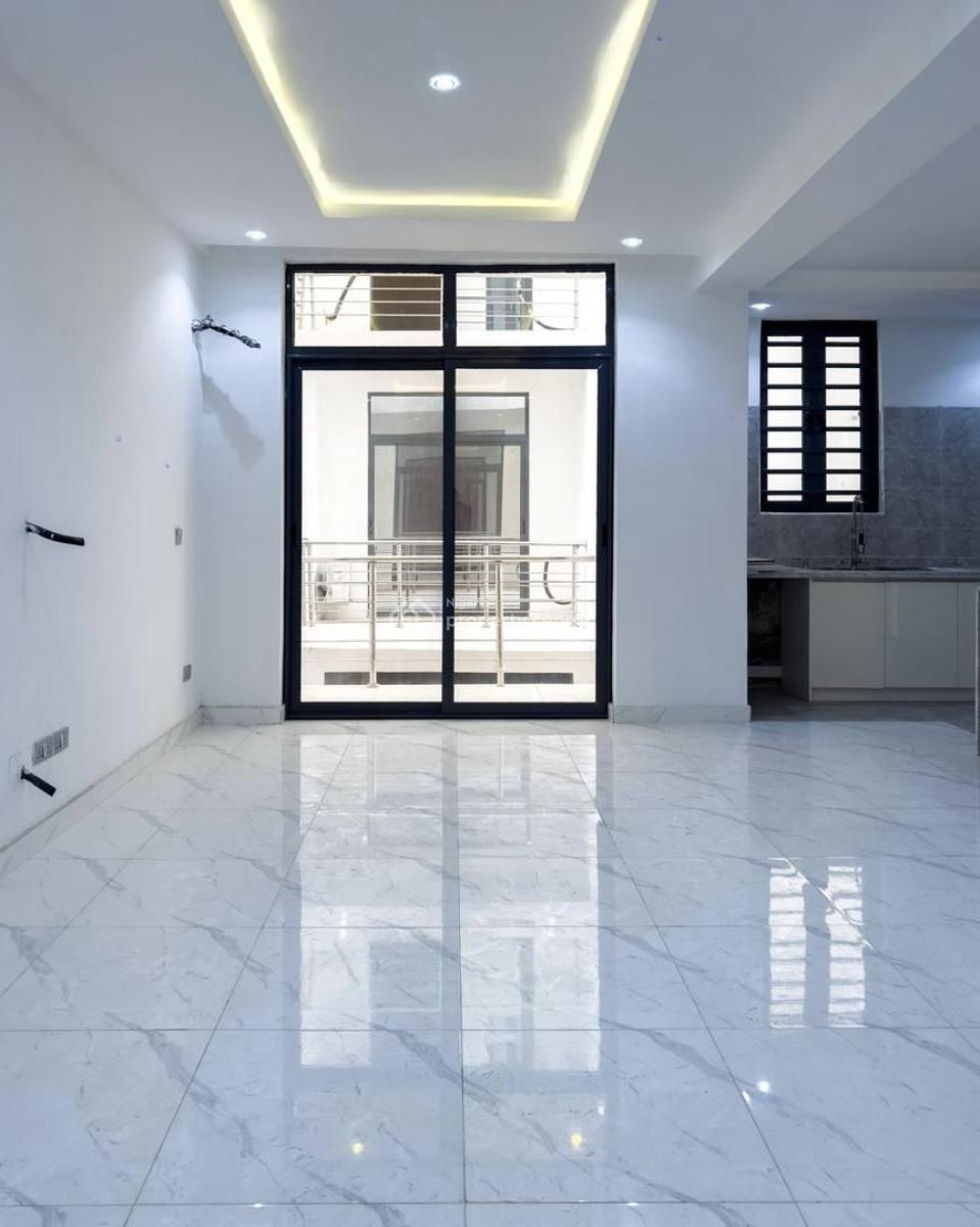 Contemporary 2 Bedroom Apartment with Central Gas System and Gym House, Lekki Phase 1, Lekki, Lagos, Flat / Apartment for Rent