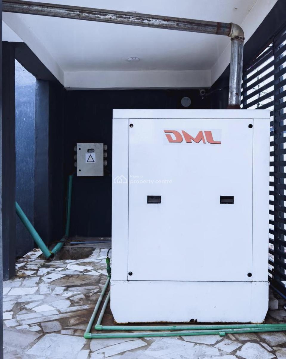 Contemporary 2 Bedroom Apartment with Central Gas System and Gym House, Lekki Phase 1, Lekki, Lagos, Flat / Apartment for Rent