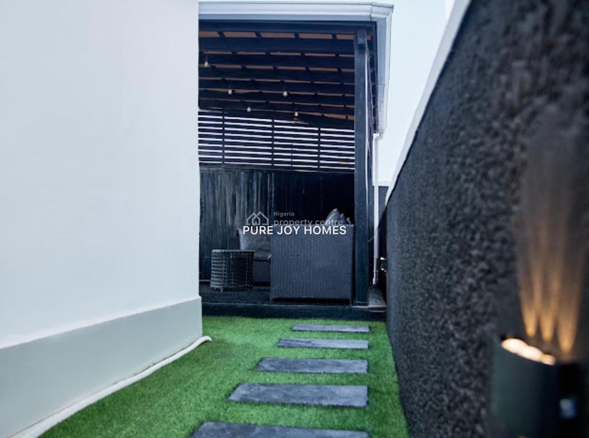 a Super Luxurious 4 Bedroom Apartment in a Beautiful Estate, Chevron, Lekki, Lagos, Detached Duplex Short Let