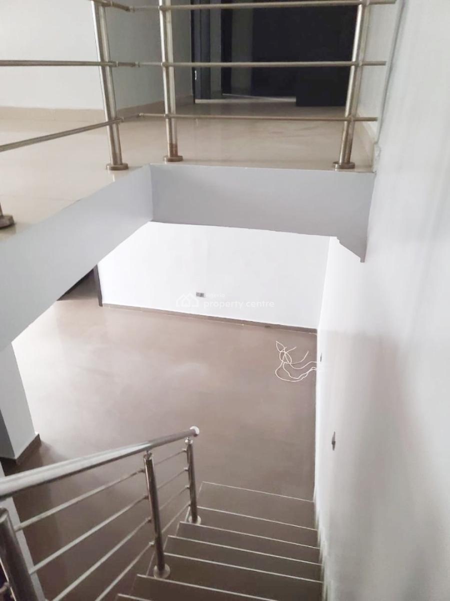 a Well Maintained Spacious 4 Bedroom Terrace Duplex with Bq, Gra Phase 2, Magodo, Lagos, Terraced Duplex for Rent