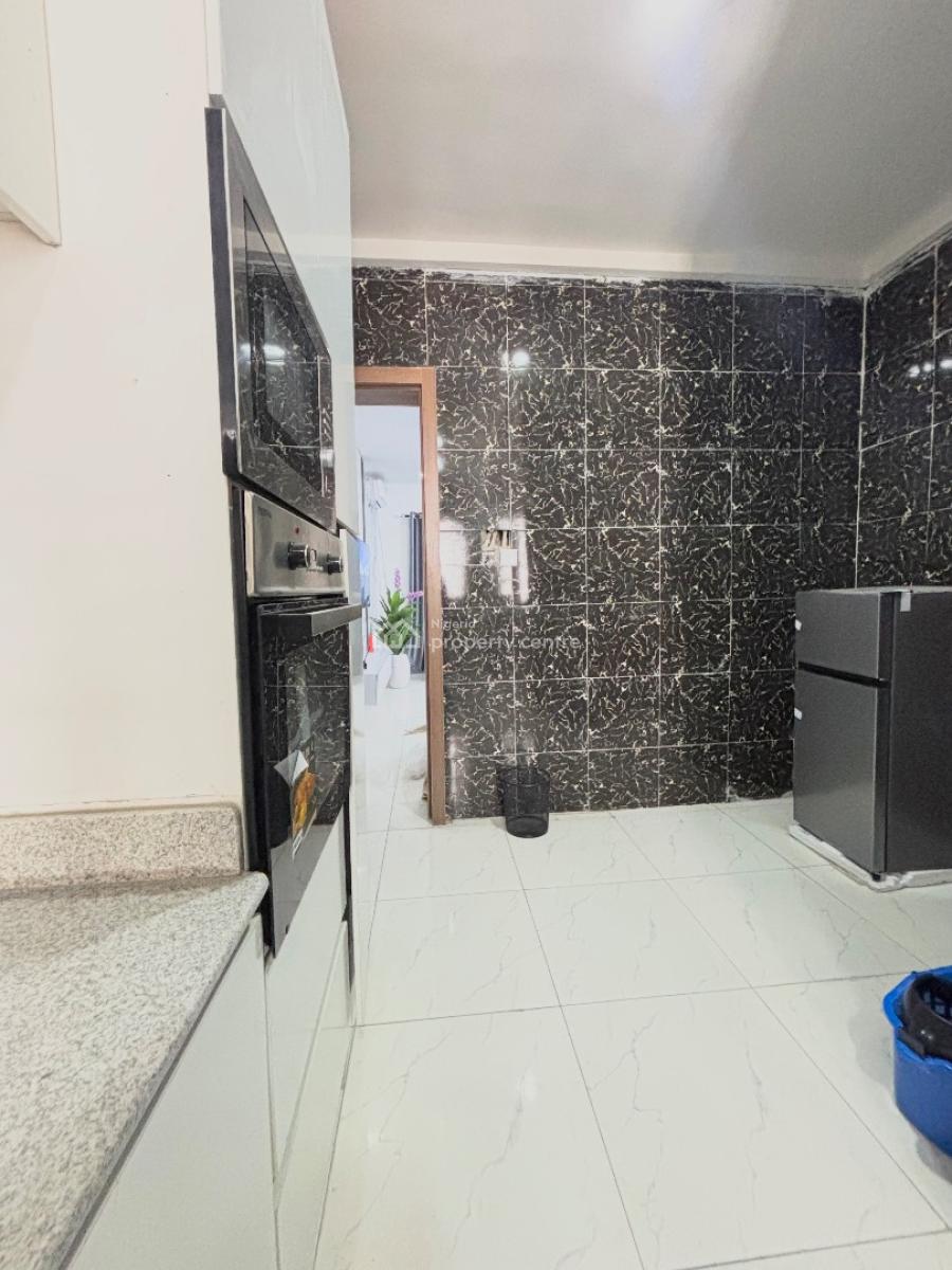 Cozy One Bedroom Apartment, Royal Pine Estate Orchid, Lekki Phase 2, Lekki, Lagos, Flat / Apartment Short Let