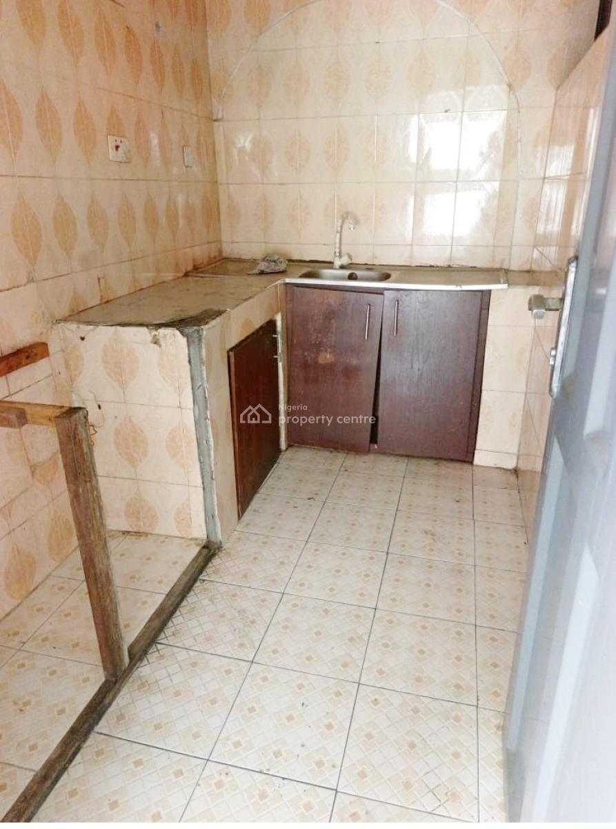 a Well Maintained Spacious 2 Bedroom Detached Duplex, Gra Phase 1, Magodo, Lagos, Detached Duplex for Rent