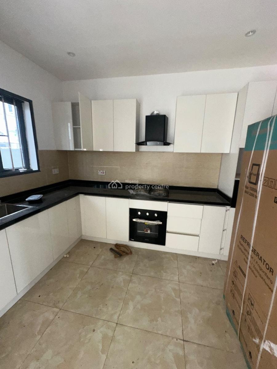 Luxury 4 Bedroom Terraced Duplex, Off Castle and Temple, Lekki Phase 1, Lekki, Lagos, Terraced Duplex for Rent