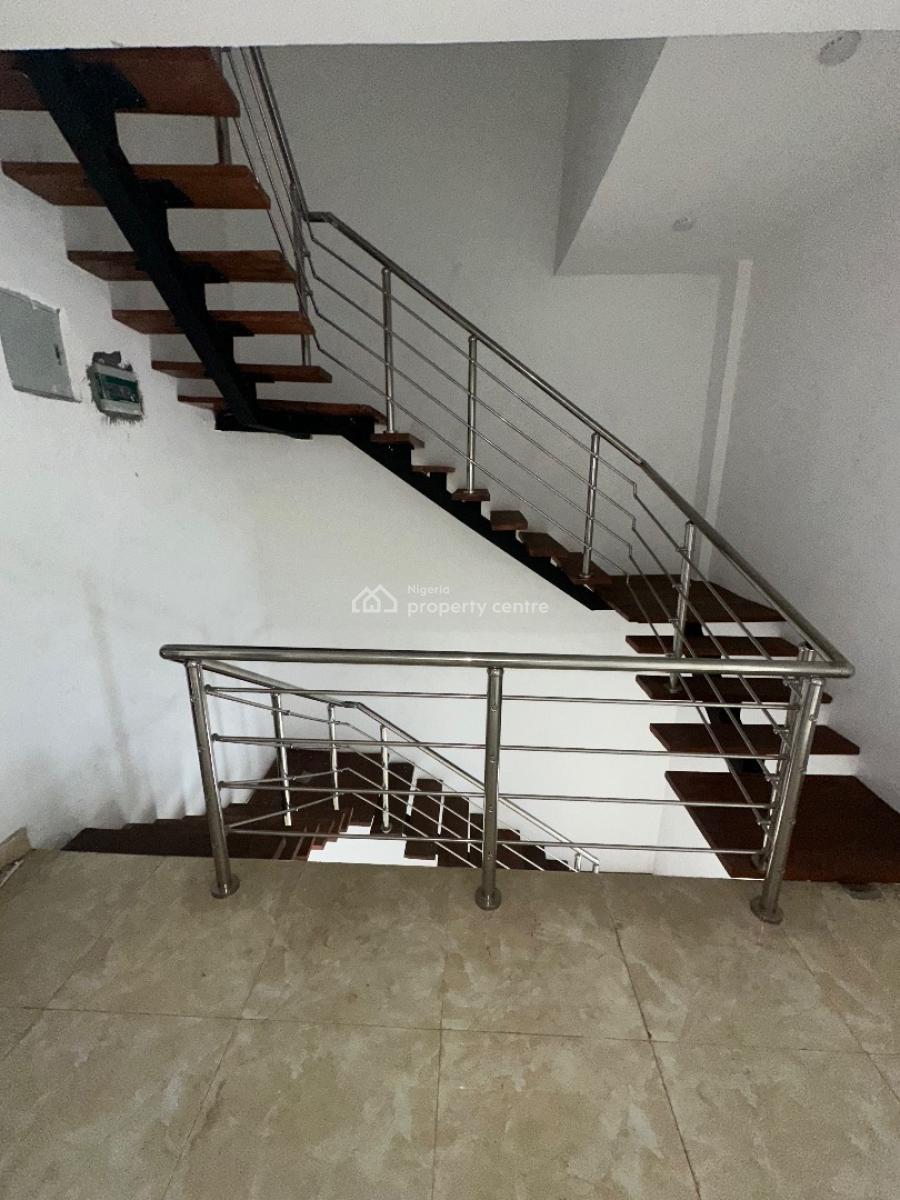 Luxury 4 Bedroom Terraced Duplex, Off Castle and Temple, Lekki Phase 1, Lekki, Lagos, Terraced Duplex for Rent