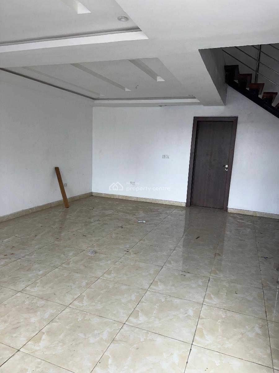 Luxury 4 Bedroom Terraced Duplex, Off Castle and Temple, Lekki Phase 1, Lekki, Lagos, Terraced Duplex for Rent