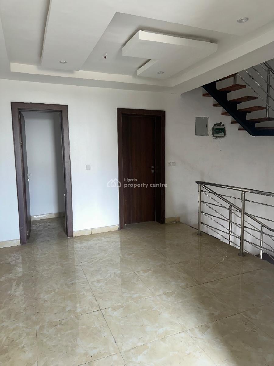 Luxury 4 Bedroom Terraced Duplex, Off Castle and Temple, Lekki Phase 1, Lekki, Lagos, Terraced Duplex for Rent