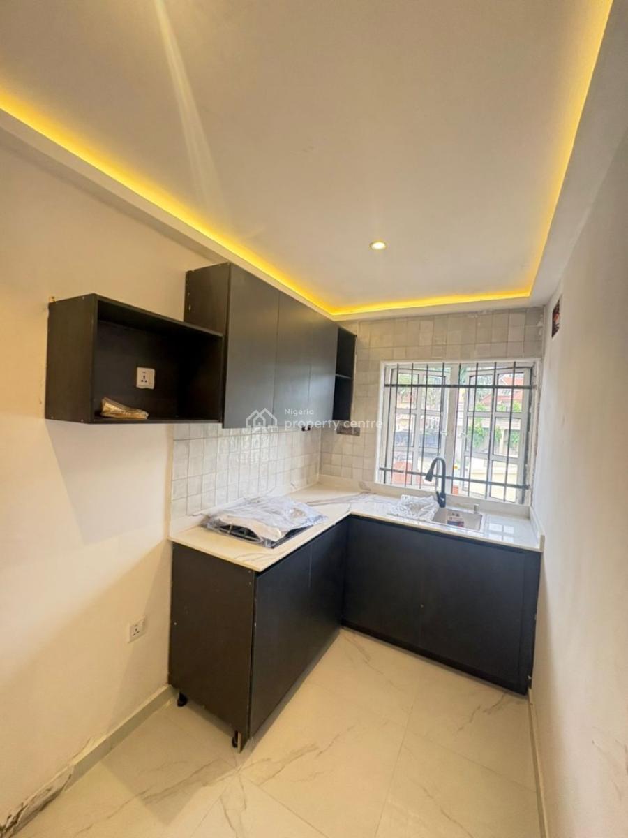 Newly Renovated Building 1 Bedroom/mini Flat, Oniru, Victoria Island (vi), Lagos, Mini Flat (room and Parlour) for Rent