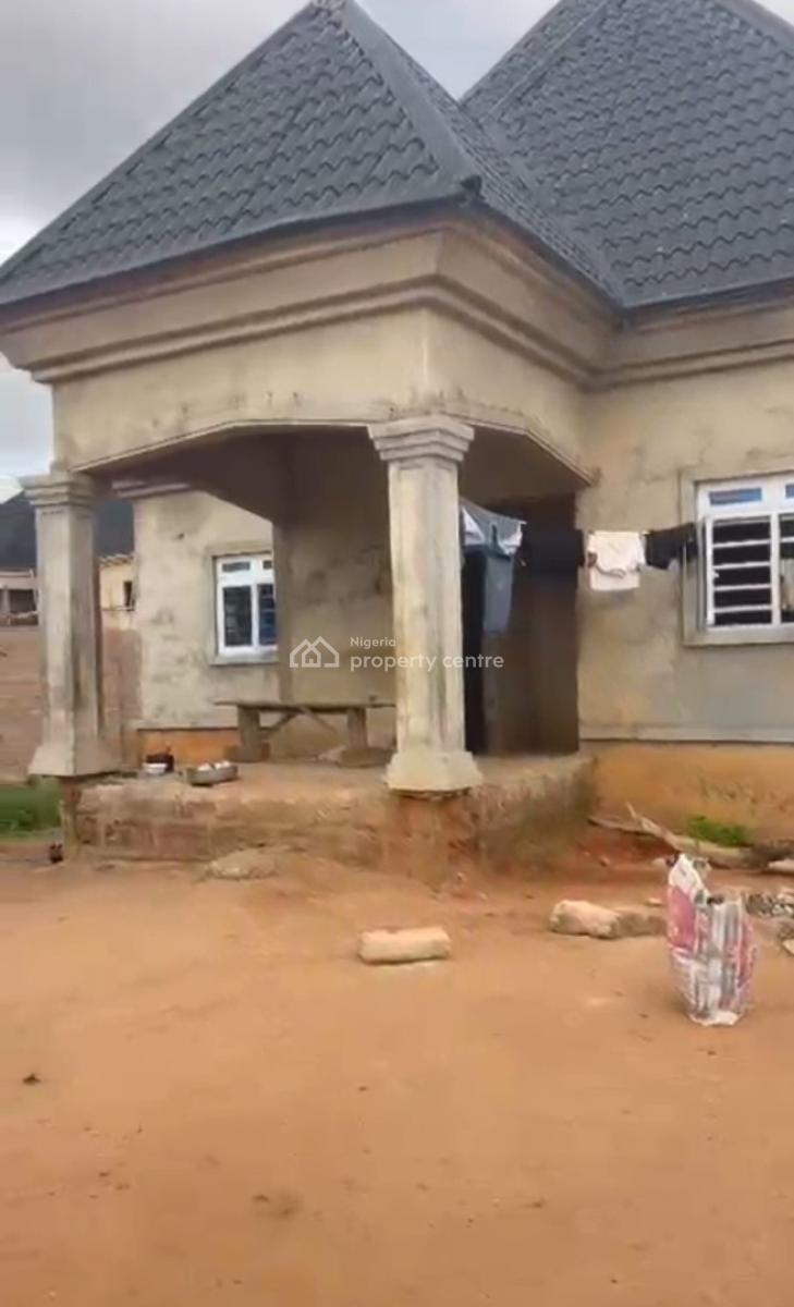 4 Bedroom Bungalow with 2 Bedroom Bq, Amagba Gra Off Ugbor, Benin, Oredo, Edo, Detached Bungalow for Sale