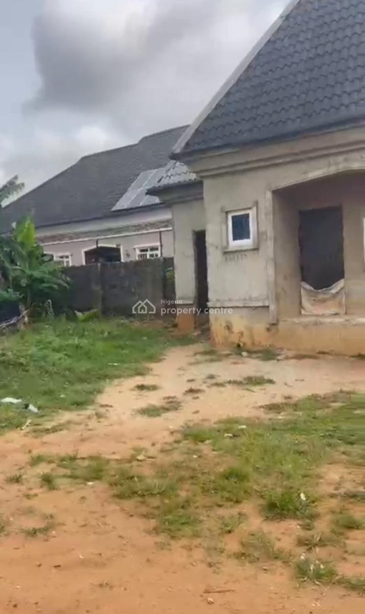 4 Bedroom Bungalow with 2 Bedroom Bq, Amagba Gra Off Ugbor, Benin, Oredo, Edo, Detached Bungalow for Sale