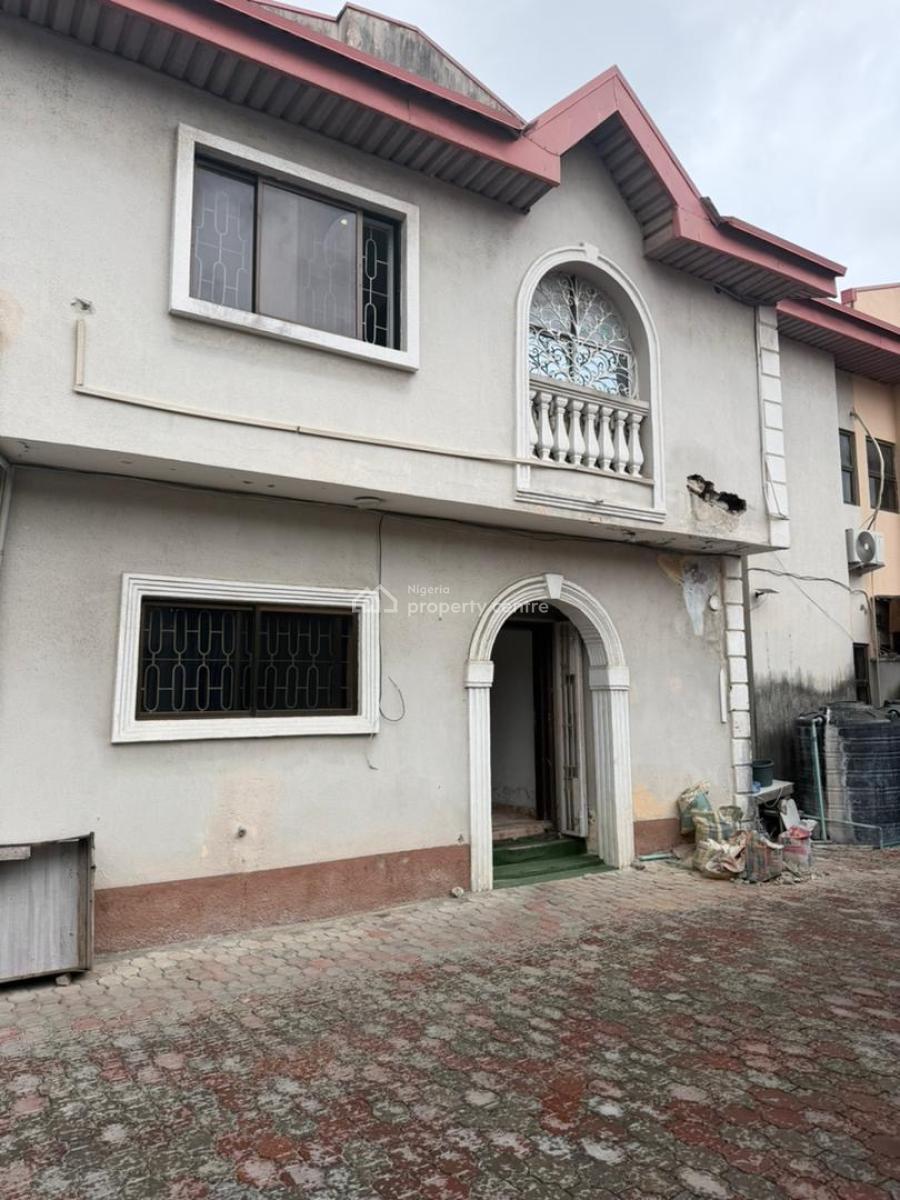 Well Finished and Fully Furnished 3 Bedroom Flat, Off Caroline, Atuonah Street, Lekki Phase 1, Lekki, Lagos, Flat / Apartment for Rent