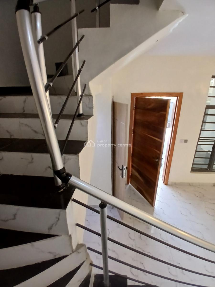 3 Bedroom Terraced Duplex with Bq, Pepperoni, Lekki Phase 2, Lekki, Lagos, House for Rent