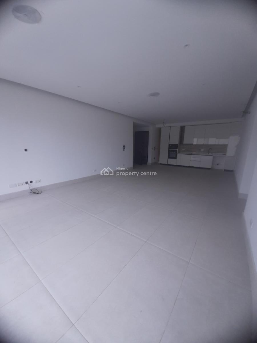 Serviced with 24/7 Power Supply 2 Bedroom En-suite Apartment, Victoria Island (vi), Lagos, Flat / Apartment for Rent