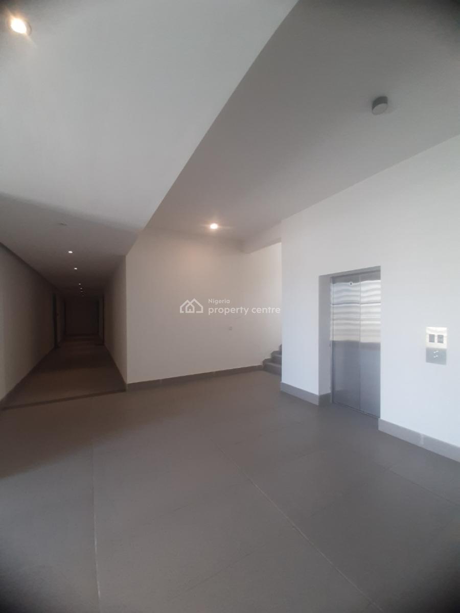 Serviced with 24/7 Power Supply 2 Bedroom En-suite Apartment, Victoria Island (vi), Lagos, Flat / Apartment for Rent