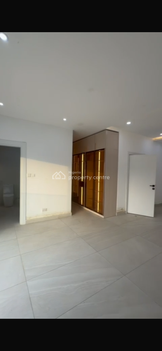 Luxury 4 Bedroom Terraced Duplex with Private Compound +bq, Guzape District, Abuja, Terraced Duplex for Sale