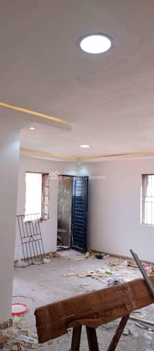 Beautiful 3 Bedroom Flat, Cement Estate, Agege, Lagos, Flat / Apartment for Rent