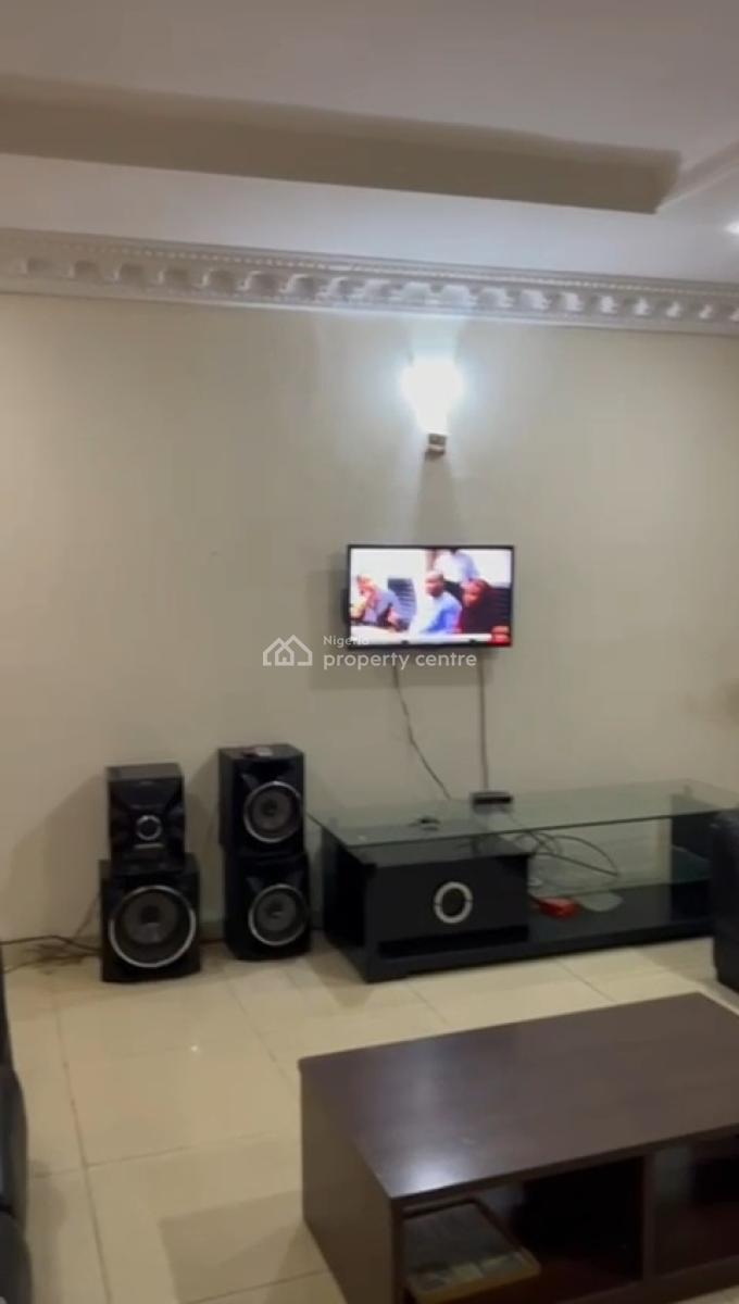 Distress Auction Spacious 4-bedroom Terrace Duplex with a Room Bq, Chevy View Estate Chevron., Lekki, Lagos, Terraced Duplex for Sale