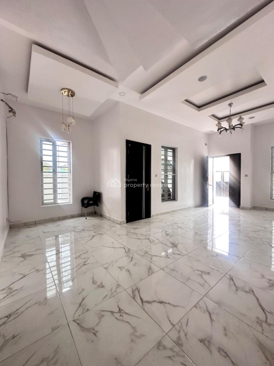 Clean and Spacious 4 Bedroom Semidetached House with Bq, Oral Estate, Lekki, Lagos, Semi-detached Duplex for Rent
