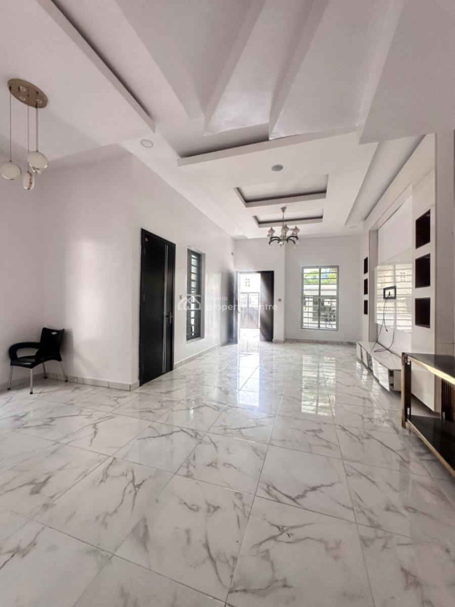 Clean and Spacious 4 Bedroom Semidetached House with Bq, Oral Estate, Lekki, Lagos, Semi-detached Duplex for Rent