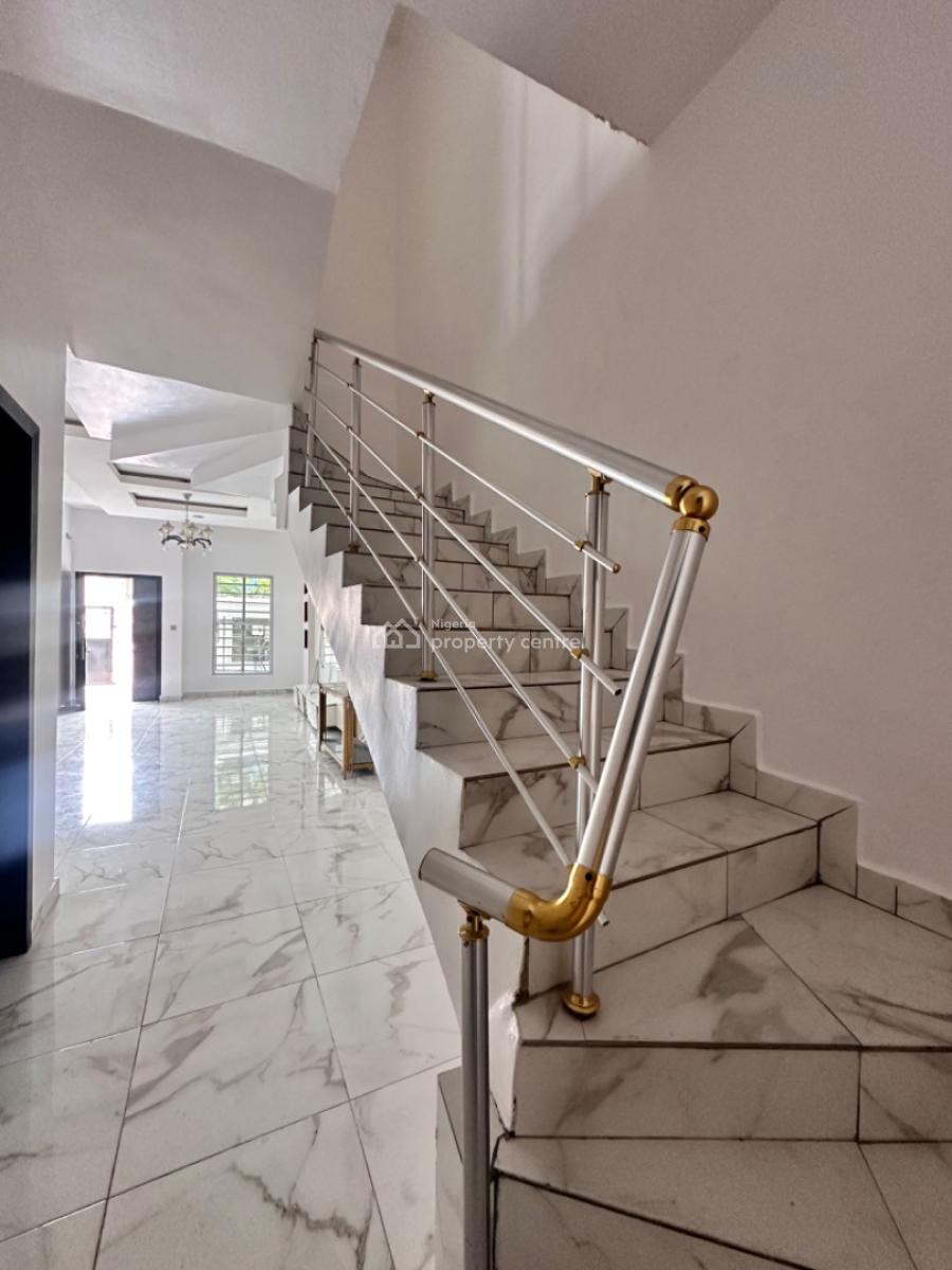 Clean and Spacious 4 Bedroom Semidetached House with Bq, Oral Estate, Lekki, Lagos, Semi-detached Duplex for Rent