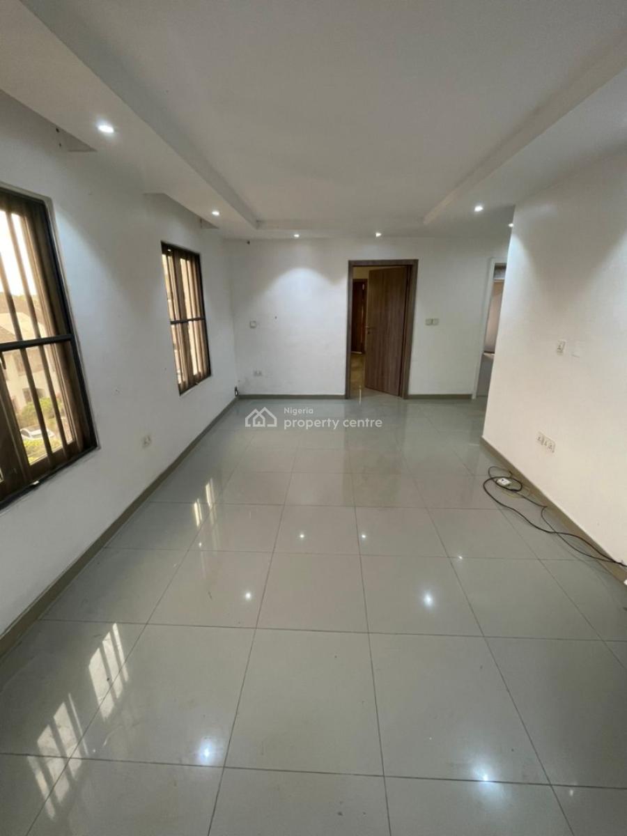 Spacious 3 Bedroom Maisonette, Off Hakeem Dickson Road, Lekki Phase 1, Lekki, Lagos, Terraced Duplex for Rent