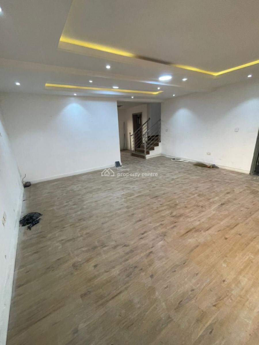 Spacious 3 Bedroom Maisonette, Off Hakeem Dickson Road, Lekki Phase 1, Lekki, Lagos, Terraced Duplex for Rent
