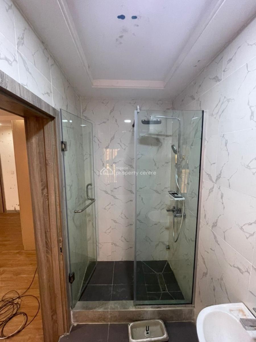 Spacious 3 Bedroom Maisonette, Off Hakeem Dickson Road, Lekki Phase 1, Lekki, Lagos, Terraced Duplex for Rent