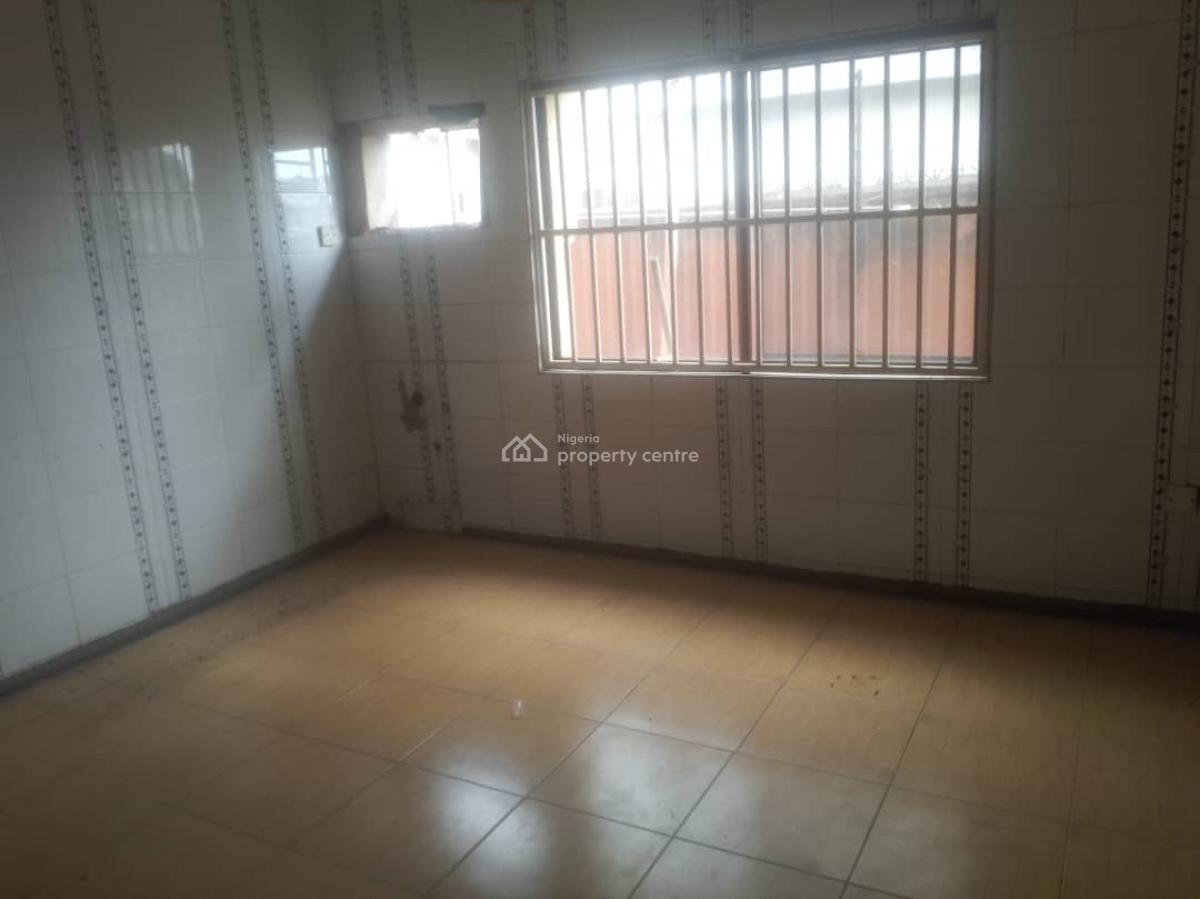 a Spacious 4 Bedroom Fully Detached Duplex with Good Facilities, Omole Phase 1, Ikeja, Lagos, Detached Duplex for Rent