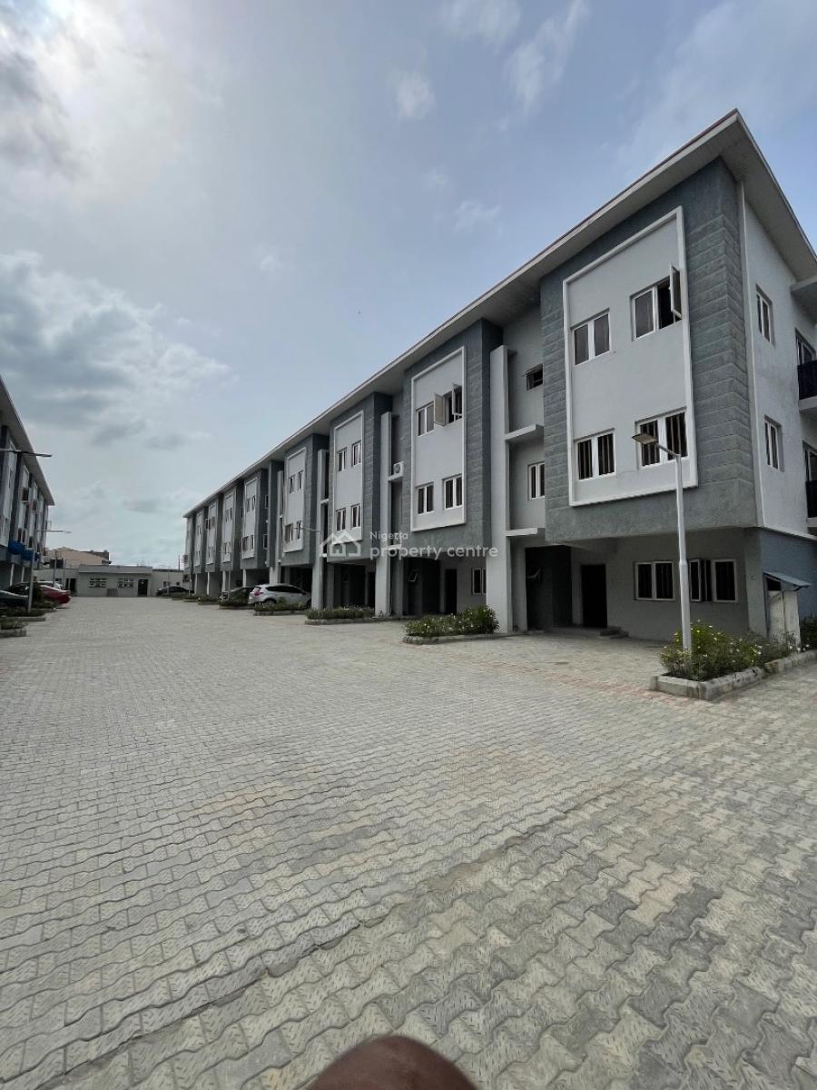 3 Bedroom Terraced Duplex, New Road, Alpha Beach, Lekki, Lagos, Terraced Duplex for Rent