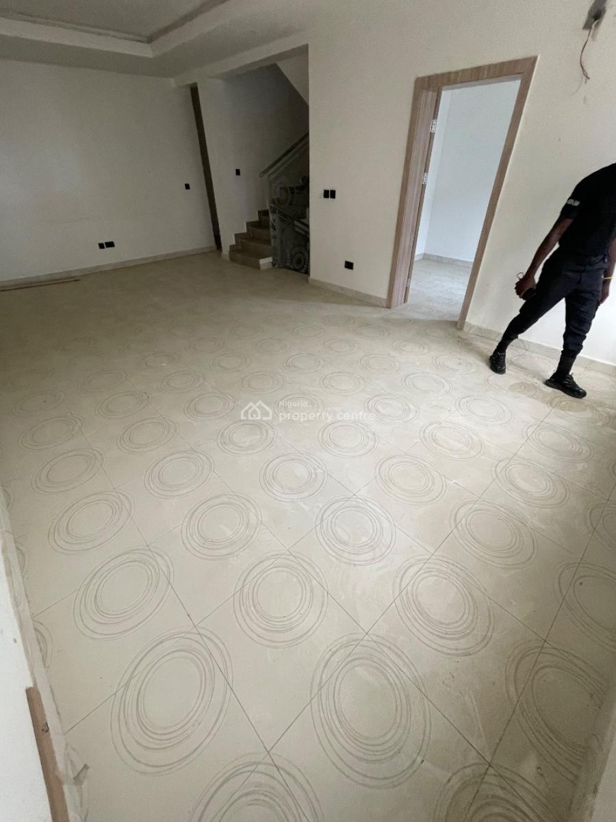 3 Bedroom Terraced Duplex, New Road, Alpha Beach, Lekki, Lagos, Terraced Duplex for Rent