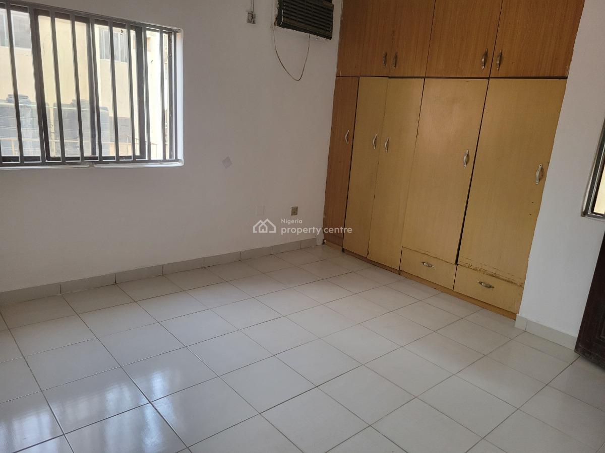Spacious 4 Bedroom Flat, Area 1, Garki, Abuja, Flat / Apartment for Rent