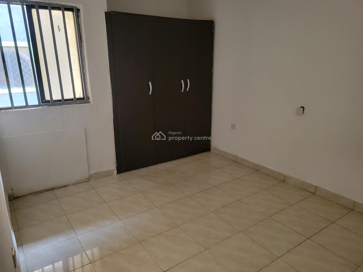 Spacious 4 Bedroom Flat, Area 1, Garki, Abuja, Flat / Apartment for Rent