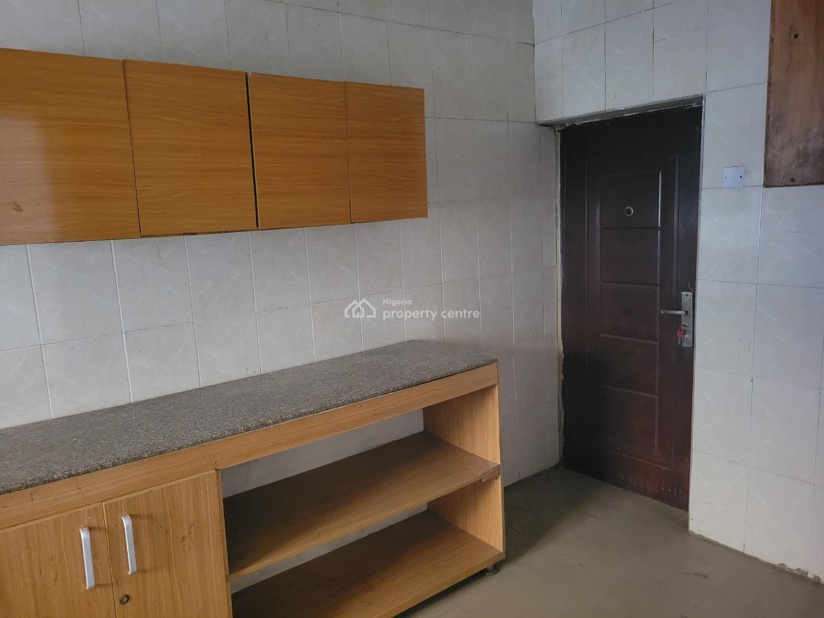 Spacious 4 Bedroom Flat, Area 1, Garki, Abuja, Flat / Apartment for Rent