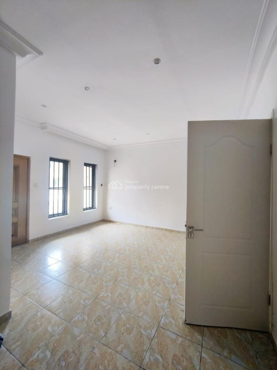 Beautiful Well Renovated 4 Bedroom Terraced Duplex Plus Bq, Chevron, Lekki, Lagos, Terraced Duplex for Rent