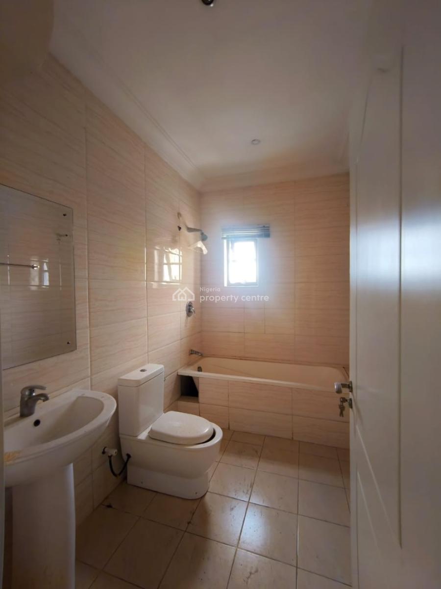 Beautiful Well Renovated 4 Bedroom Terraced Duplex Plus Bq, Chevron, Lekki, Lagos, Terraced Duplex for Rent