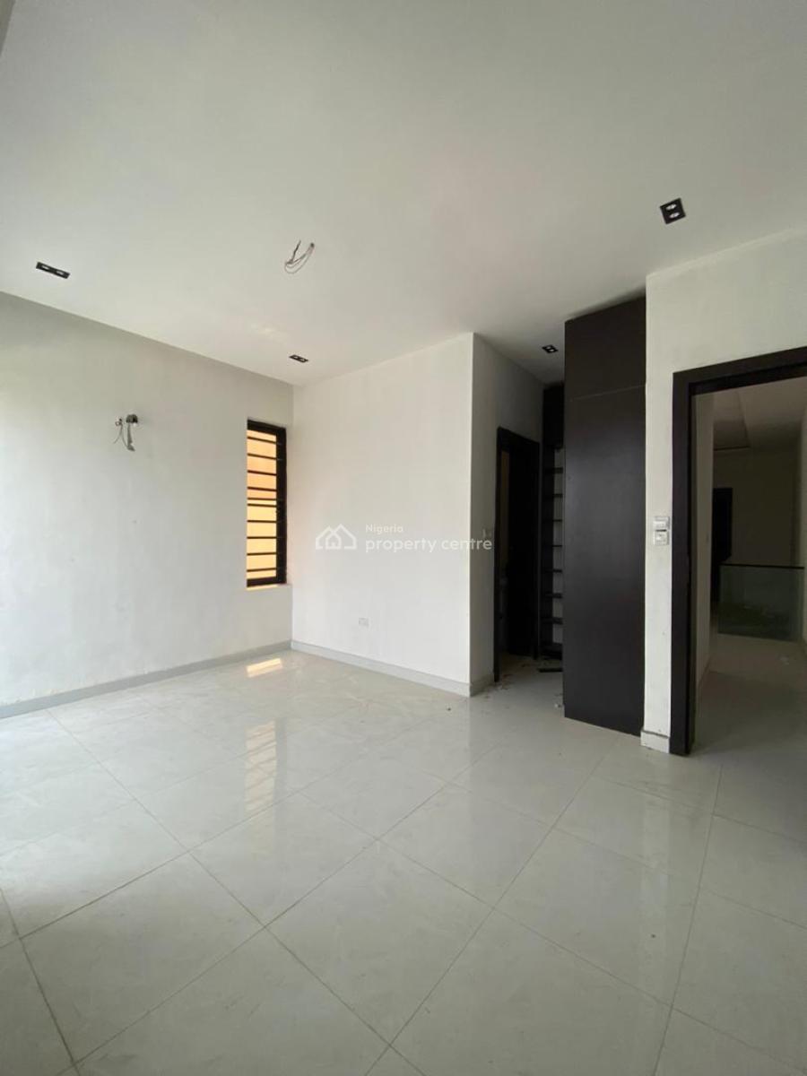 Hottest Listing You Can Find: 4 Bedroom Apartment with Bq, Ikota, Lekki, Lagos, Terraced Duplex for Rent
