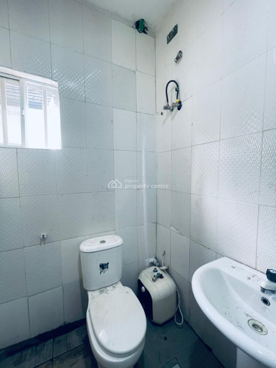 Upstairs Master Bedroom Studio Apartment { Video}, Ikota Villa Gra, Lekki, Lagos, Self Contain (single Rooms) for Rent