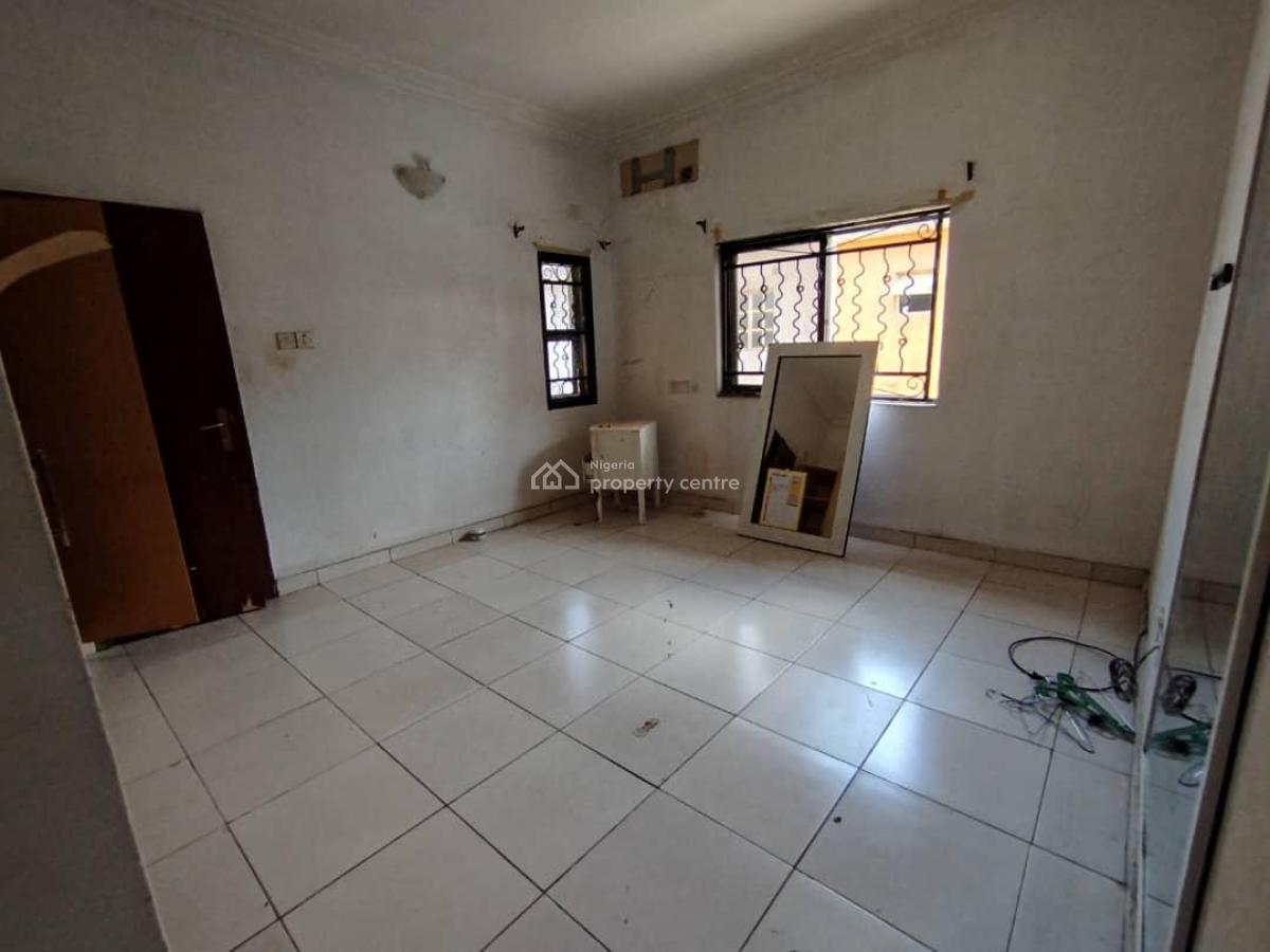 3 Bedroom Semi-detached Duplex with a Bq, Lekki Phase 1, Lekki, Lagos, Semi-detached Duplex for Rent