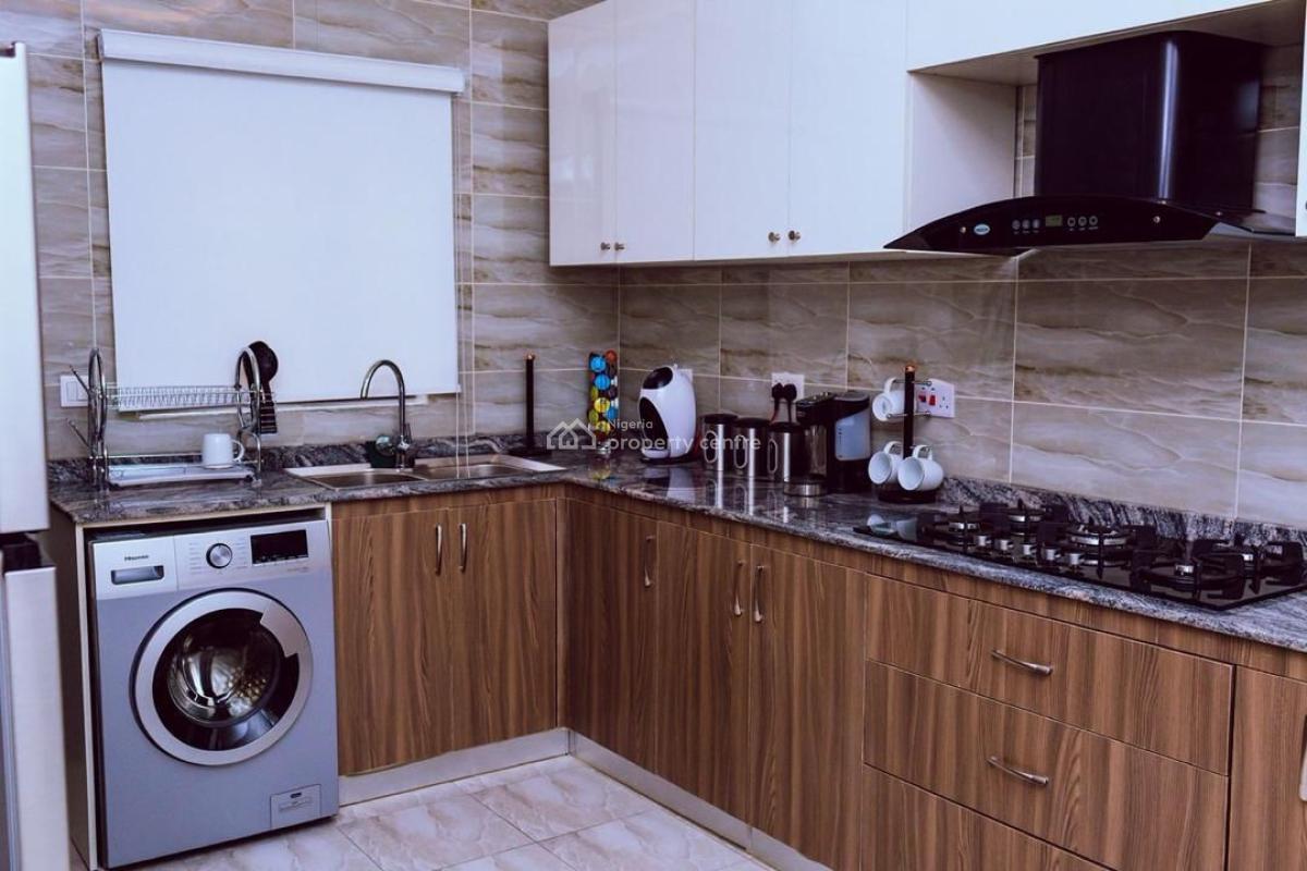 4 Bedroom Duplex with Excellent Facilities, Lekki Phase 1, Lekki, Lagos, Terraced Duplex Short Let