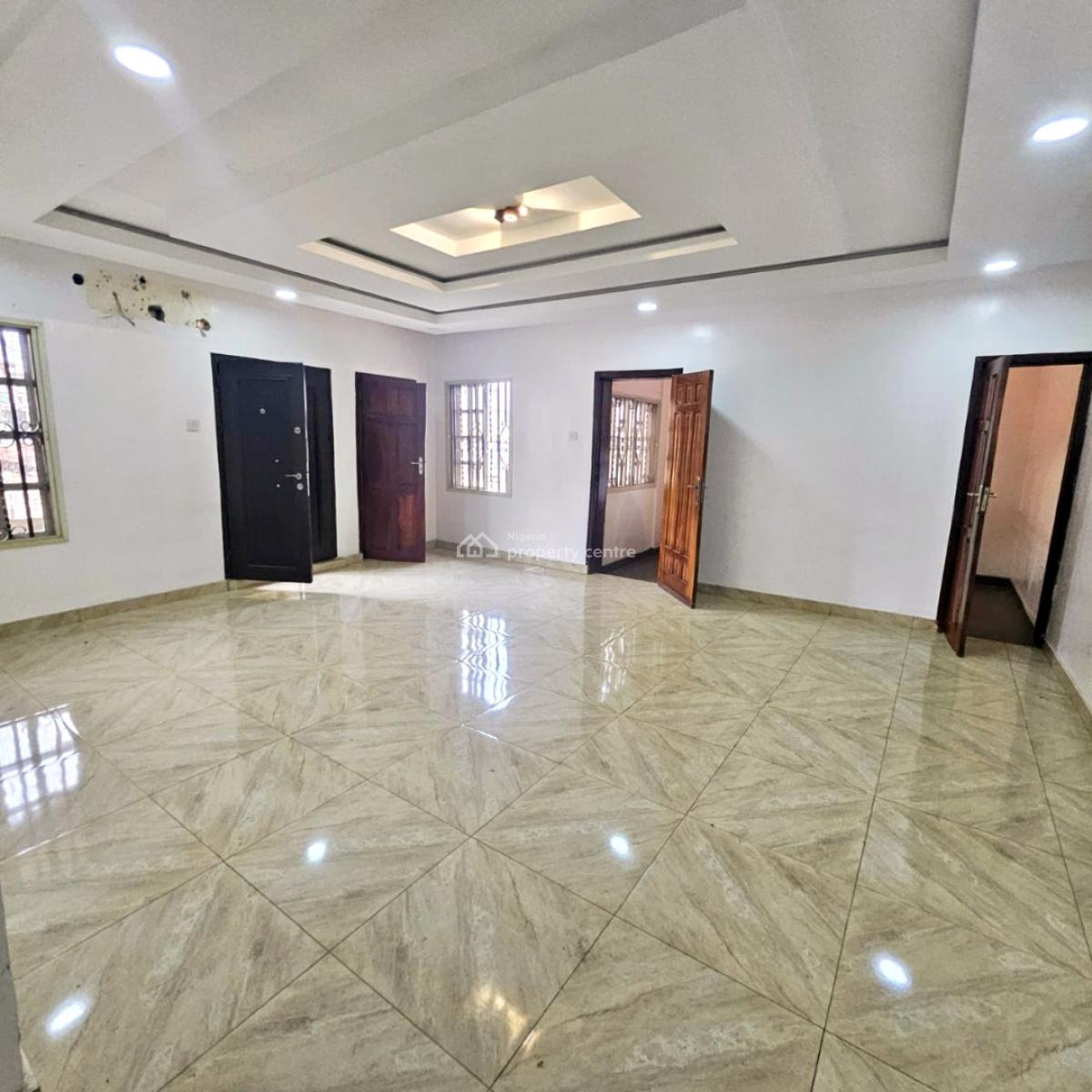 Exclusive All En-suite 3 Bedroom Flat, Upstairs, By Bashir Shittu Avenue, Gra Phase 2, Magodo, Lagos, Flat / Apartment for Rent