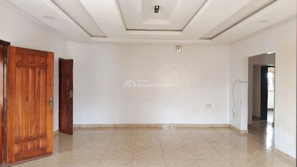 Exclusive All En-suite 3 Bedroom Flat, Upstairs, By Bashir Shittu Avenue, Gra Phase 2, Magodo, Lagos, Flat / Apartment for Rent