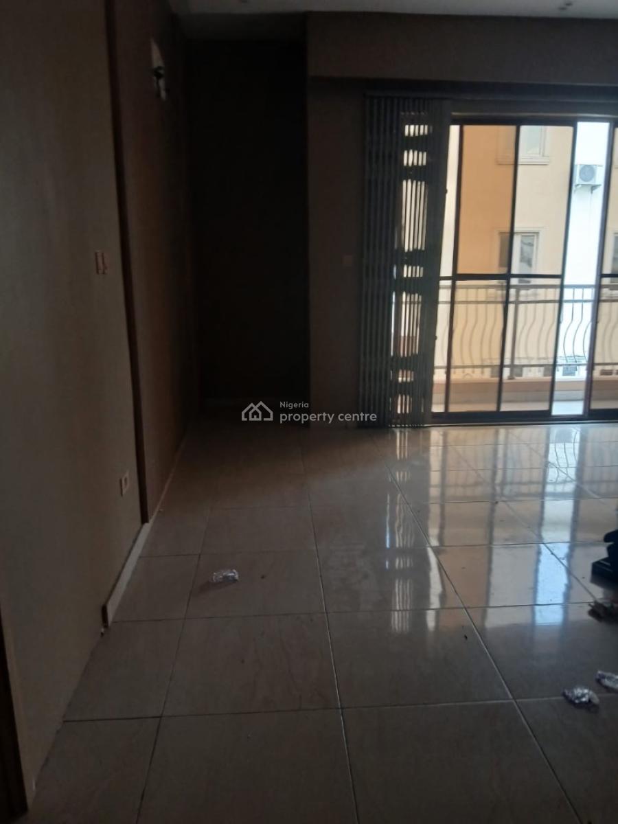 Shared Apartment on Miniflat, Osapa London, Osapa, Lekki, Lagos, Mini Flat (room and Parlour) for Rent