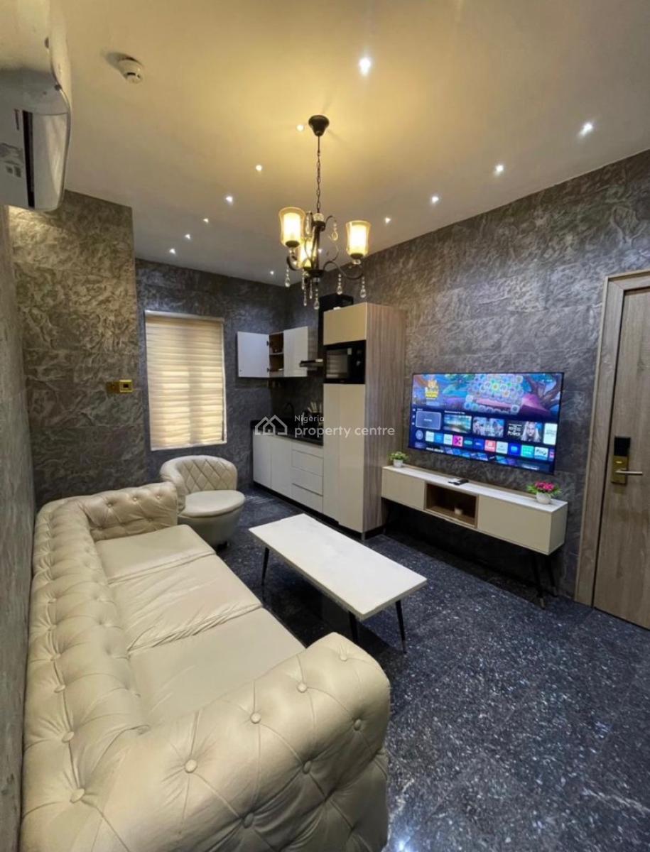 1 Bedroom Gra Ikeja, Gra Ikeja, Ikeja Gra, Ikeja, Lagos, Mini Flat (room and Parlour) Short Let