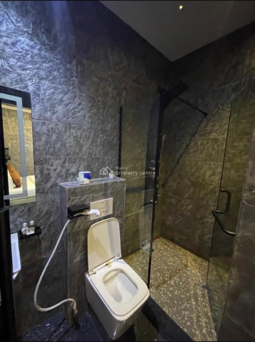 1 Bedroom Gra Ikeja, Gra Ikeja, Ikeja Gra, Ikeja, Lagos, Mini Flat (room and Parlour) Short Let