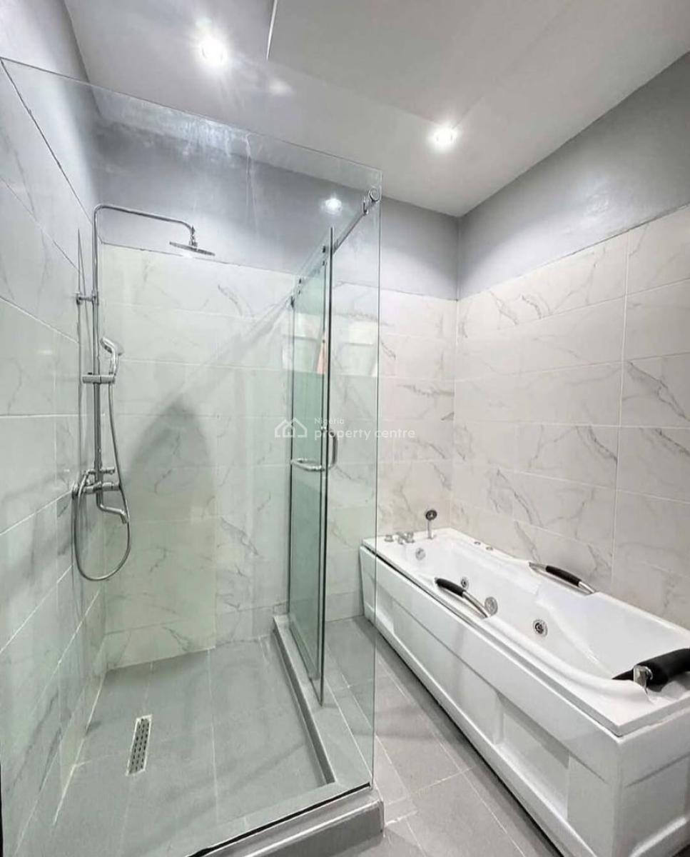 Luxury 4-bedroom Maisonette Apartment with Bq, Lekki Phase 1, Lekki, Lagos, Flat / Apartment for Sale